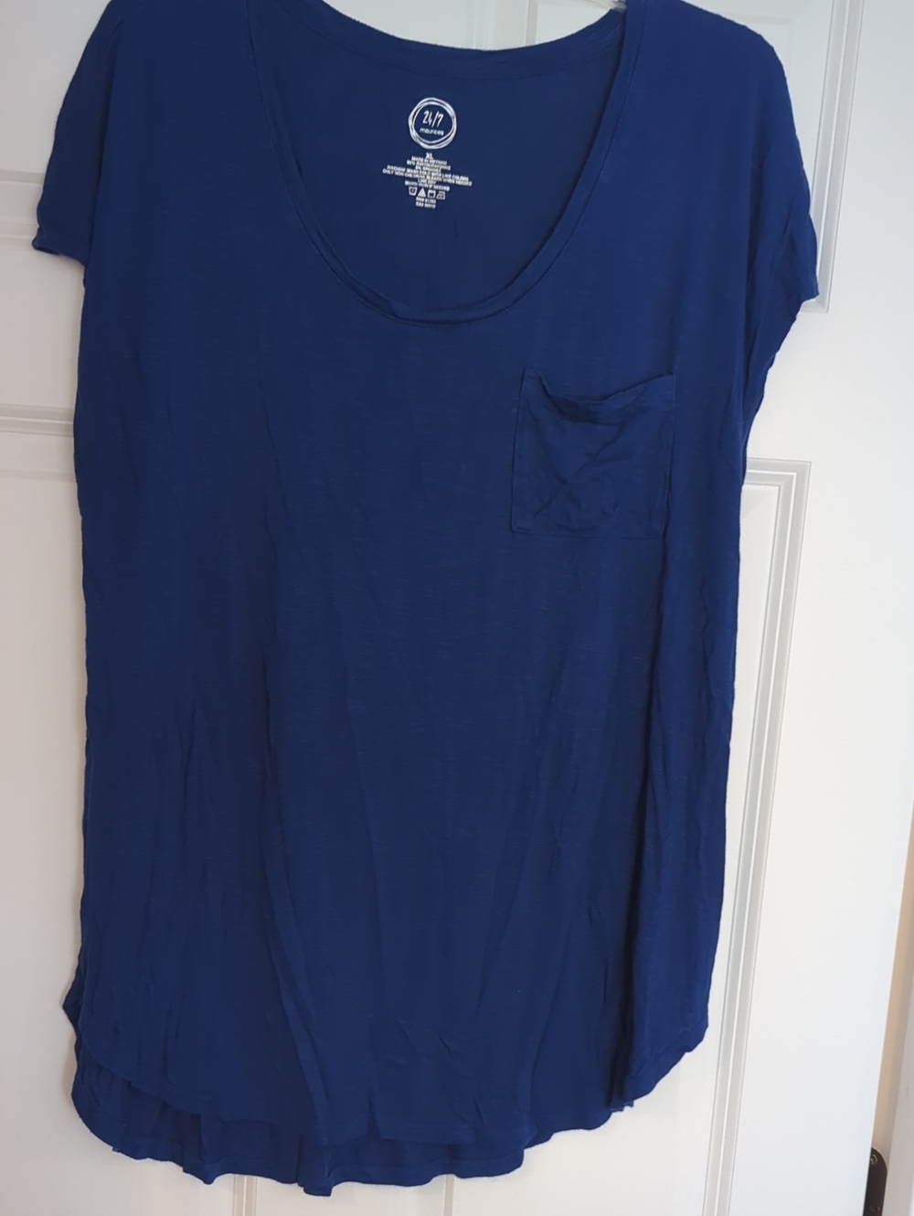 Women's Scoop Neck Pocket Tee - Navy Blue